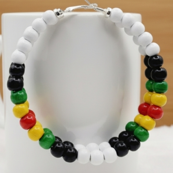 Rasta hoop earrings, African earrings with wooden beads, large hoop earr… - Picture 7 of 10